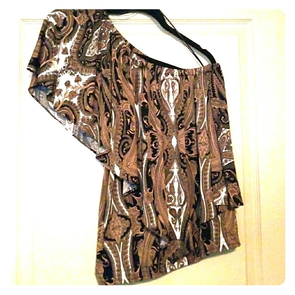 Michael Kors one shoulder tip